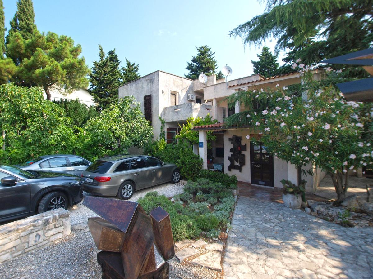 Apartments Nenad 1720 Premantura Exterior foto